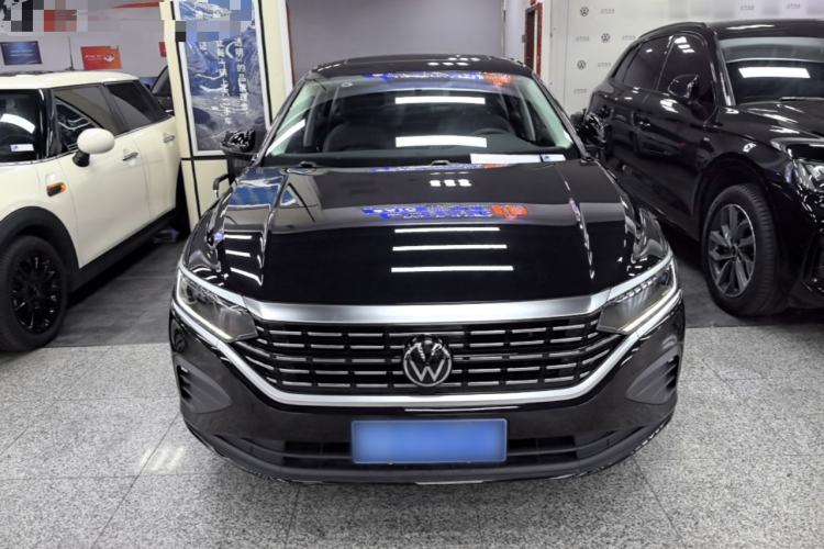 Used Volkswagen Passat 2025 Outstanding Model 280TSI Business Edition Front