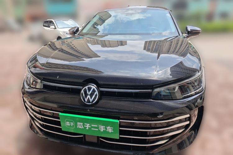 Used Volkswagen Passat 2025 Pro 380TSI Starry Dragon Edition Front