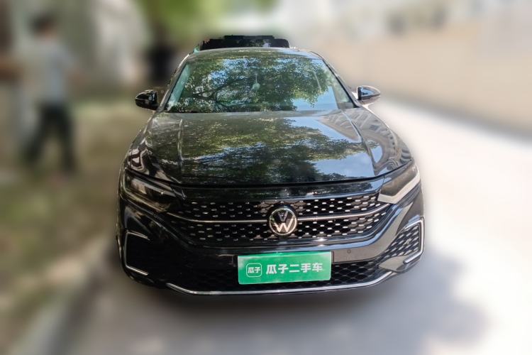 Used Volkswagen Passat 2025 Outstanding Model 380TSI Starry Dragon Edition Front