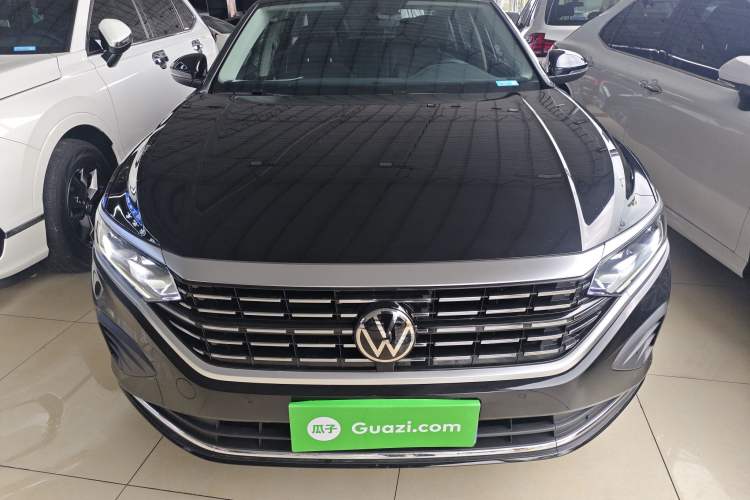 Used Volkswagen Passat 2025 Premium Version 380TSI Dragon Edition Front