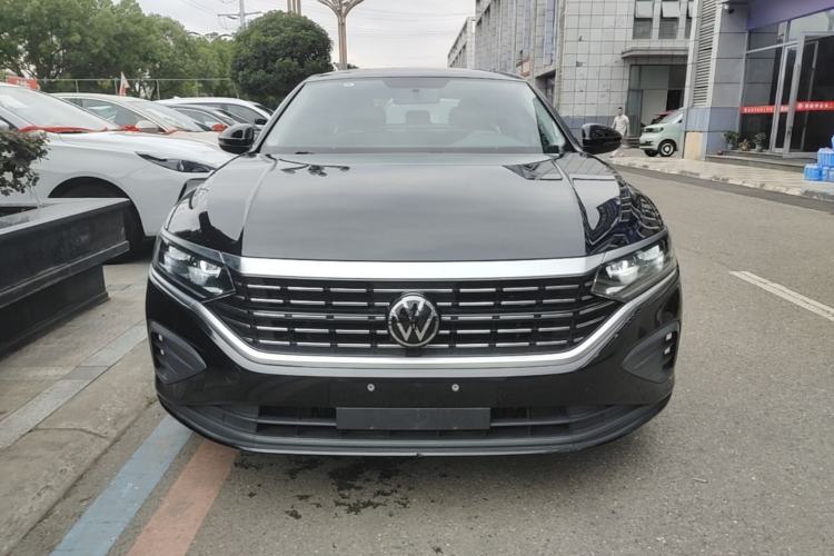 Used Volkswagen Passat 2025 Outstanding Model 280TSI Business Edition Front
