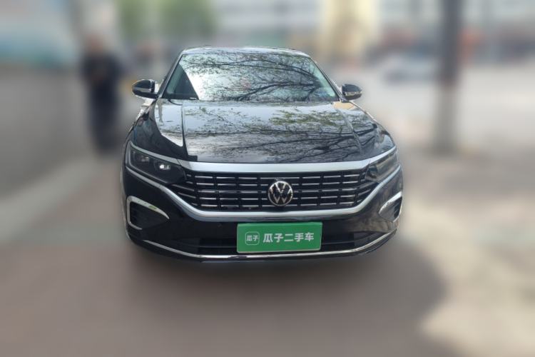 Used Volkswagen Passat 2025 Premium Version 380TSI Dragon Edition Front