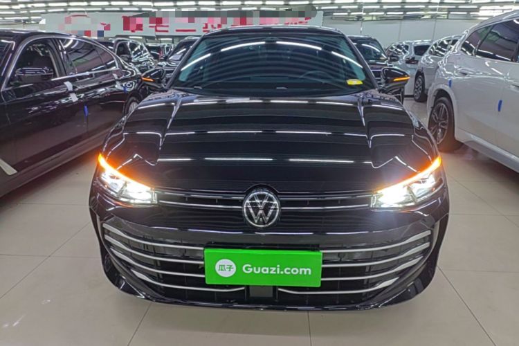 Used Volkswagen Passat 2025 Pro 380TSI Dragon Glory Edition Front