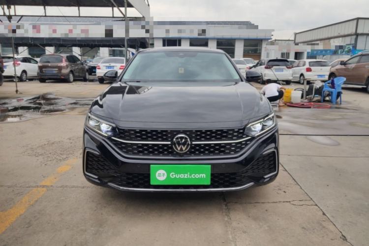 Used Volkswagen Passat 2025 Outstanding Model 380TSI Starry Dragon Glorious Edition Front