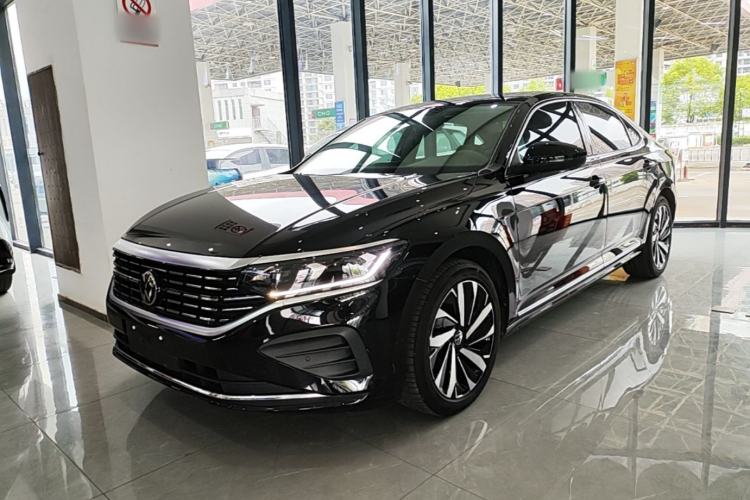 Volkswagen Passat 2025 Outstanding Model 330TSI Elite Edition