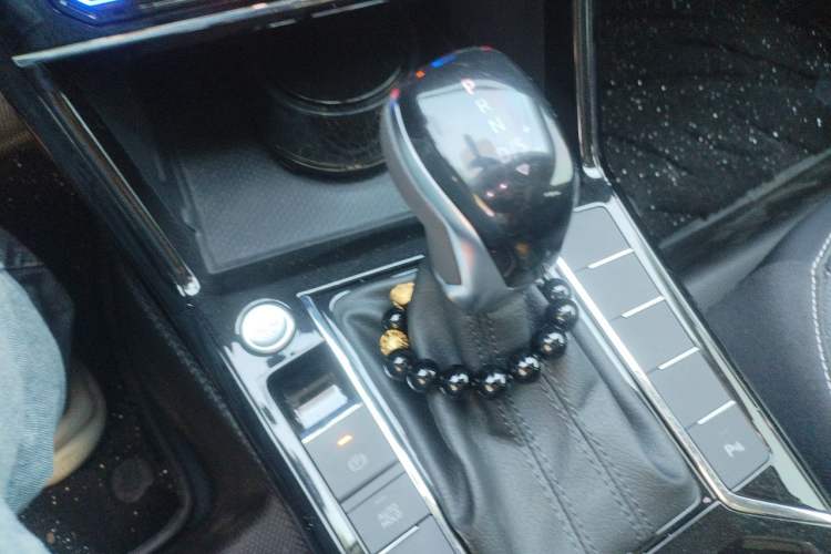 Used Volkswagen Passat 2025 Outstanding Model 380TSI Starry Dragon Edition Gear Lever