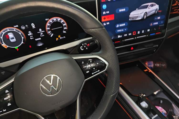Used Volkswagen Passat 2025 Pro 380TSI Dragon Glory Edition Gear Lever