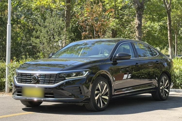 Volkswagen Passat 2025 Outstanding Model 330TSI Elite Edition