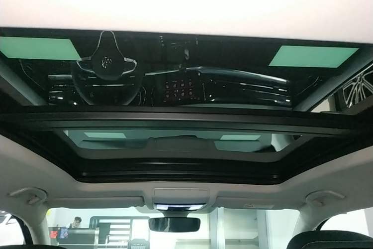 Used Volkswagen Passat 2025 Outstanding Model 380TSI Starry Dragon Glorious Edition Headliner
