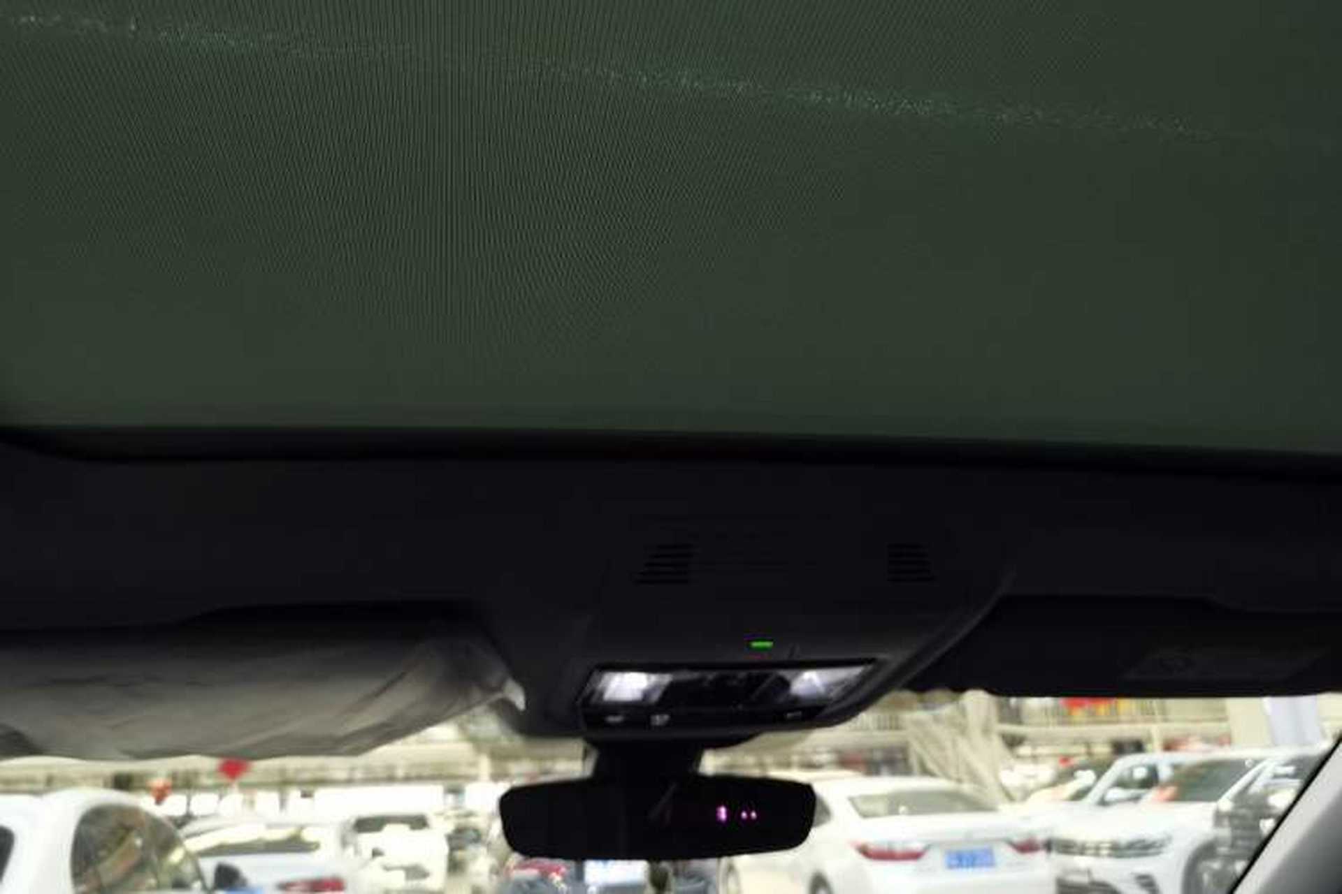 Used Volkswagen Passat 2025 Pro 380TSI Dragon Glory Edition Headliner