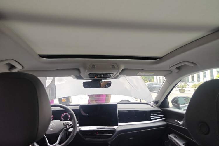 Used Volkswagen Passat 2025 Pro 380TSI Dragon Supreme Edition Headliner