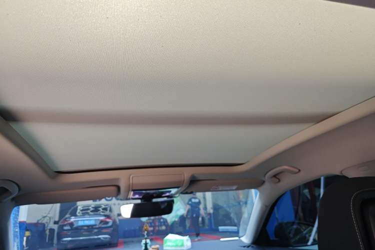 Used Volkswagen Passat 2025 Outstanding Model 380TSI Starry Dragon Edition Headliner