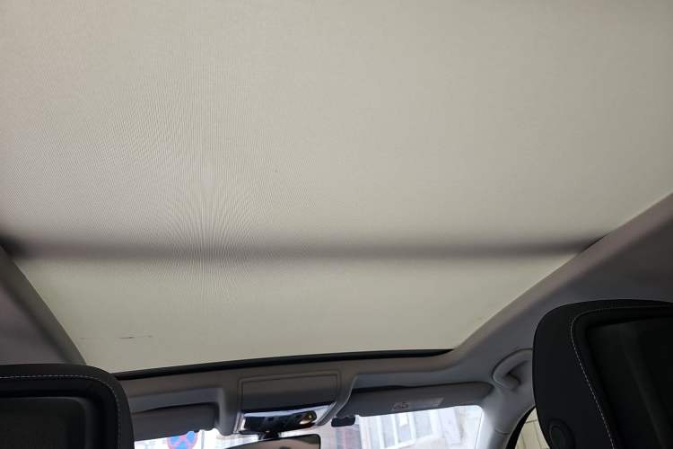 Used Volkswagen Passat 2025 Premium Version 380TSI Dragon Edition Headliner