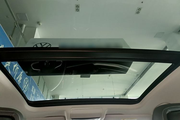 Used Volkswagen Passat 2025 Outstanding Model 380TSI Dragon Glory Edition Headliner