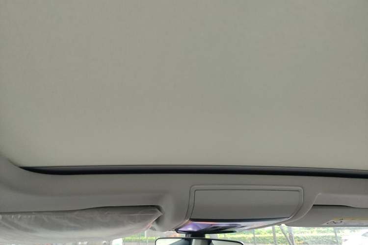 Used Volkswagen Passat 2025 Outstanding Model 380TSI Starry Dragon Edition Headliner