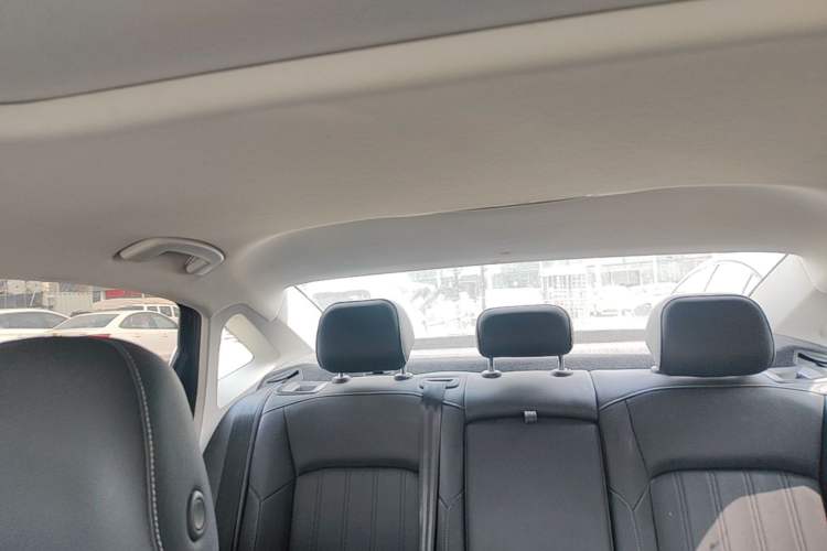 Used Volkswagen Passat 2025 Outstanding Model 280TSI Business Edition Headliner