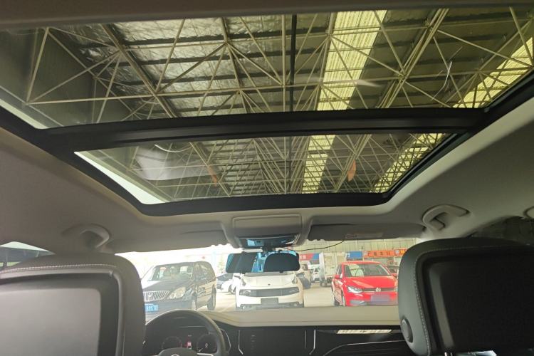 Used Volkswagen Passat 2025 Premium Version 380TSI Dragon Edition Headliner
