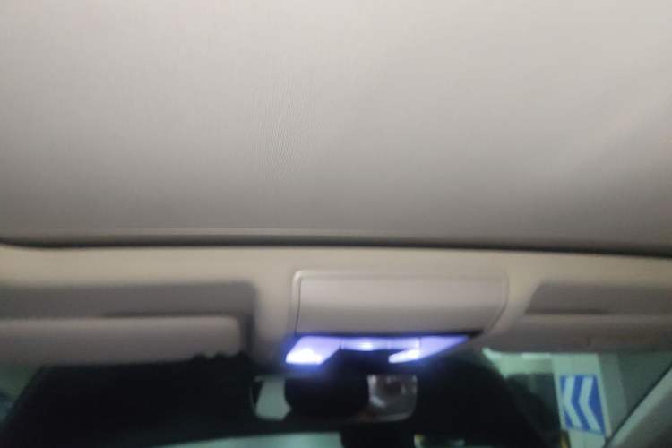 Used Volkswagen Passat 2025 Premium Version 380TSI Dragon Edition Headliner