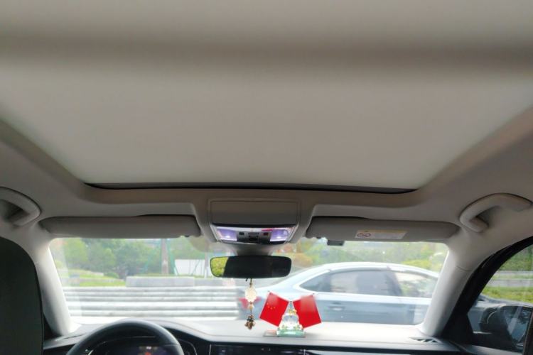 Used Volkswagen Passat 2025 Outstanding Model 380TSI Starry Dragon Glorious Edition Headliner