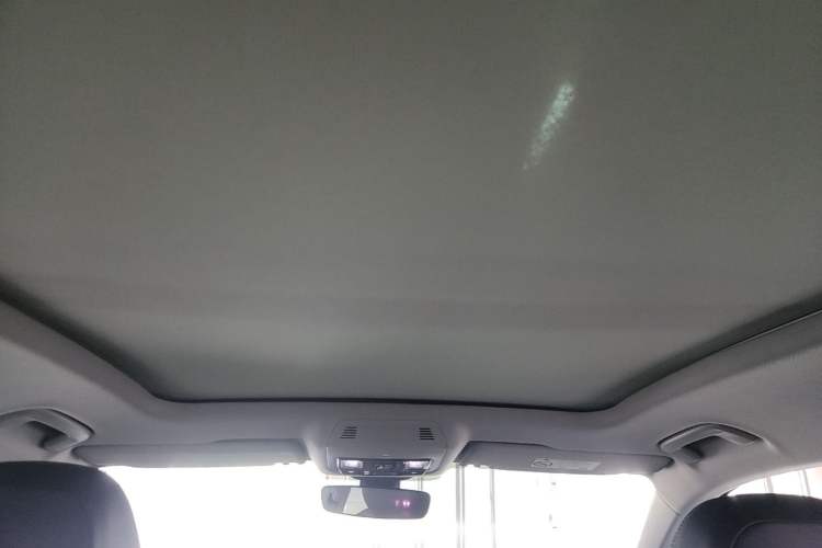 Used Volkswagen Passat 2025 Pro 300TSI Dragon Glory Edition Headliner