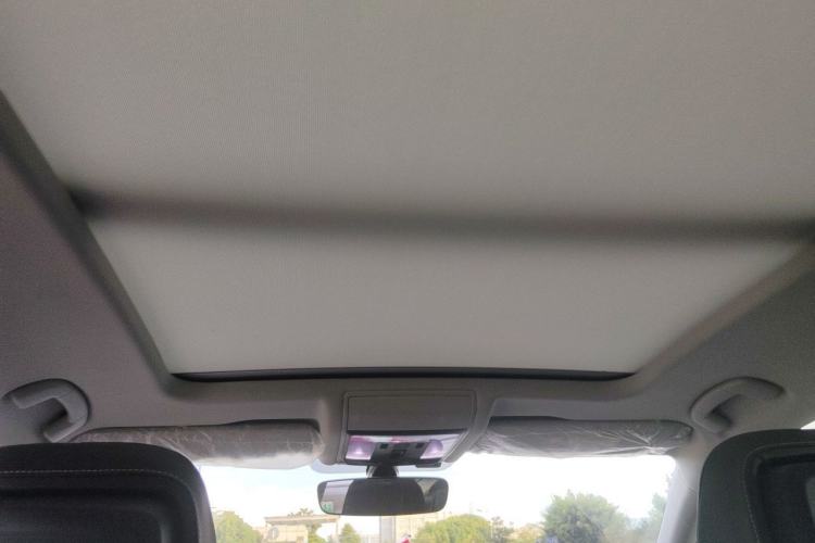 Used Volkswagen Passat 2025 Premium Version 380TSI Dragon Edition Headliner