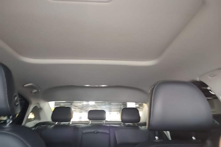 Used Volkswagen Passat 2025 Outstanding Model 280TSI Business Edition Headliner