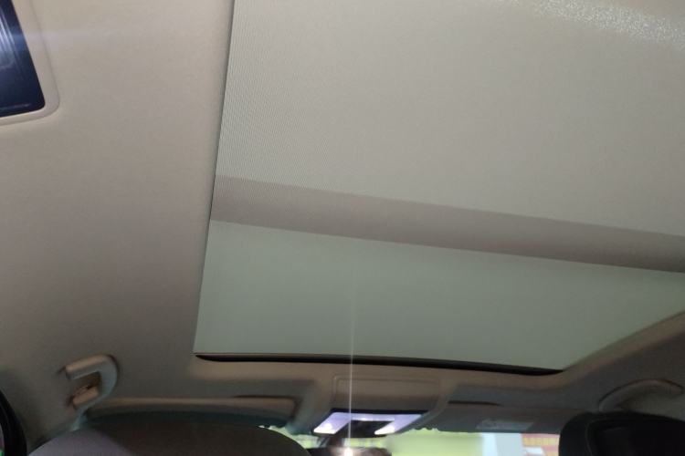 Used Volkswagen Passat 2025 Premium Version 380TSI Dragon Edition Headliner