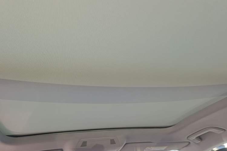 Used Volkswagen Passat 2025 Pro 380TSI Dragon Edition Headliner