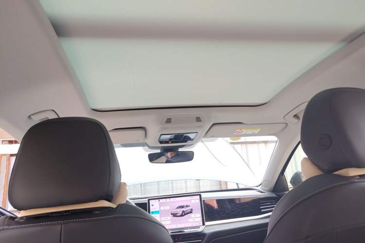 Used Volkswagen Passat 2025 Pro 380TSI Starry Dragon Edition Headliner