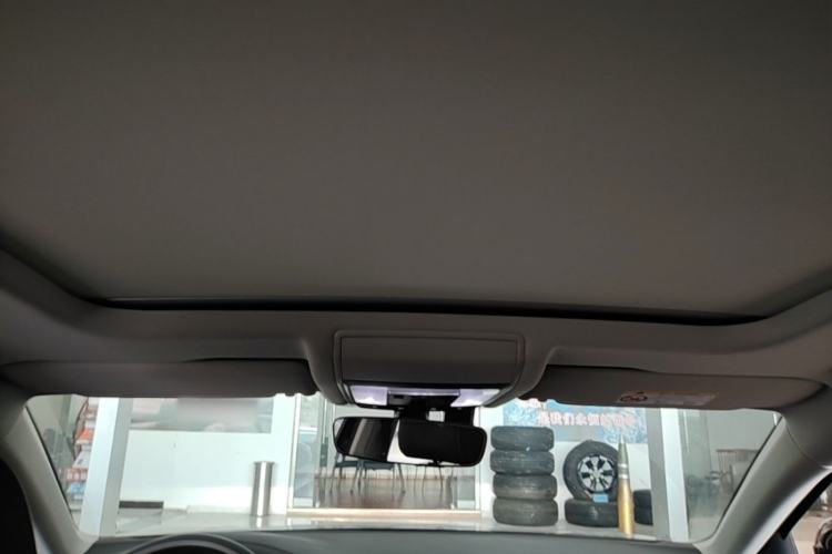 Used Volkswagen Passat 2025 Premium Version 380TSI Dragon Edition Headliner