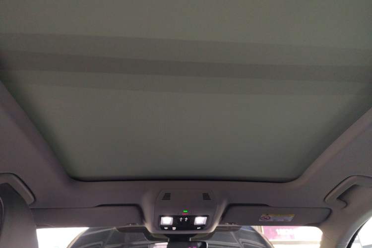 Used Volkswagen Passat 2025 Pro 380TSI Dragon Glory Edition Headliner