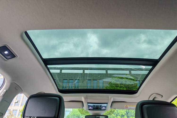 Used Volkswagen Passat 2025 Outstanding Model 380TSI Dragon Glory Edition Headliner