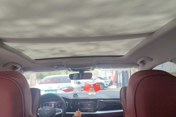 Used Volkswagen Passat 2025 Premium Version 380TSI Dragon Edition Headliner