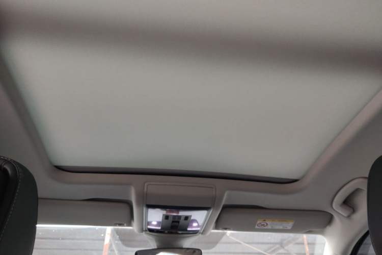 Used Volkswagen Passat 2025 Outstanding Model 380TSI Starry Dragon Glorious Edition Headliner