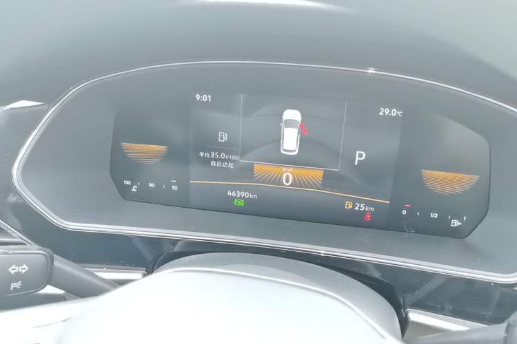 Used Volkswagen Passat 2025 Outstanding Model 280TSI Business Edition Instrument Cluster