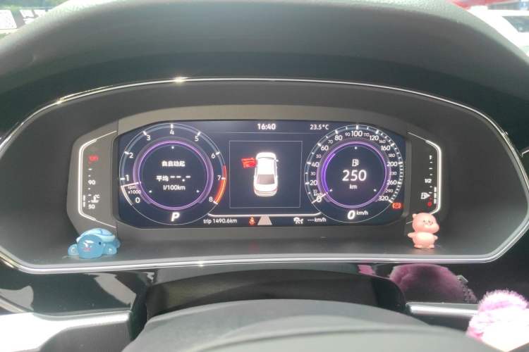 Used Volkswagen Passat 2025 Outstanding Model 380TSI Starry Dragon Edition Instrument Cluster