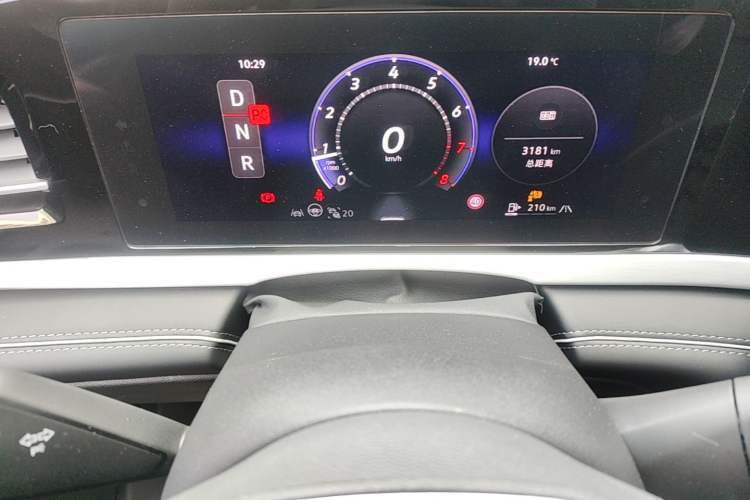 Used Volkswagen Passat 2025 Pro 380TSI Dragon Supreme Edition Instrument Cluster