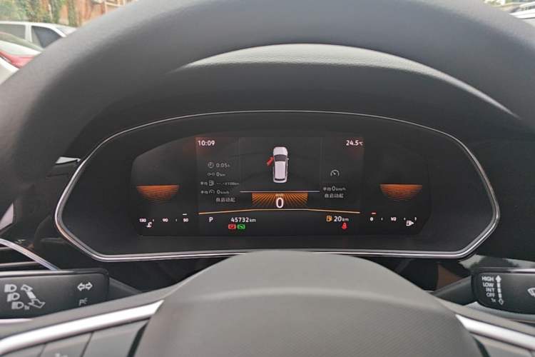 Used Volkswagen Passat 2025 Outstanding Model 280TSI Business Edition Instrument Cluster