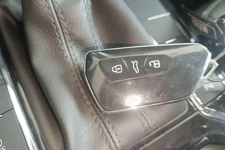 Used Volkswagen Passat 2025 Outstanding Model 380TSI Starry Dragon Glorious Edition Interior 1