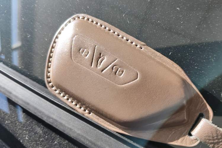 Used Volkswagen Passat 2025 Pro 380TSI Dragon Glory Edition Interior 1