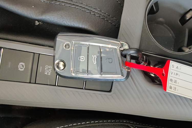 Used Volkswagen Passat 2025 Outstanding Model 380TSI Starry Dragon Edition Interior 1
