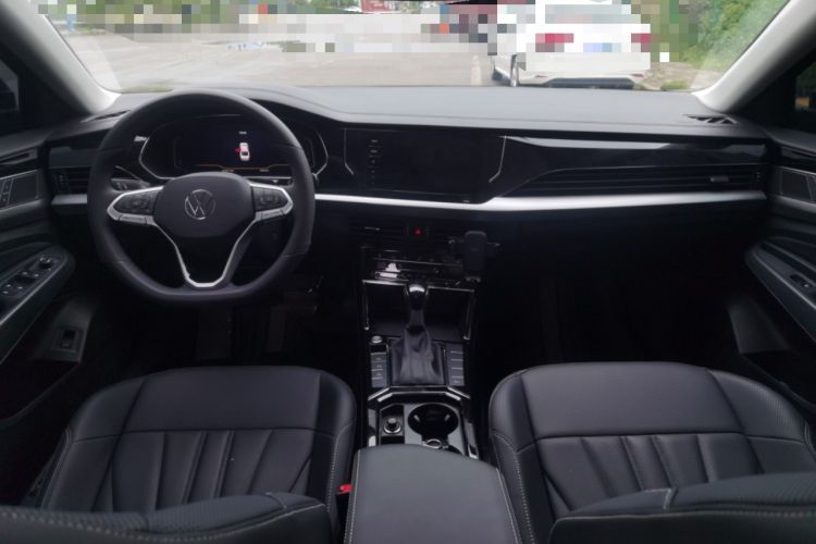 Used Volkswagen Passat 2025 Outstanding Model 330TSI Starry Elite Edition Interior 2