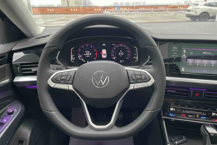 Used Volkswagen Passat 2025 Outstanding Model 380TSI Starry Dragon Edition Interior 2