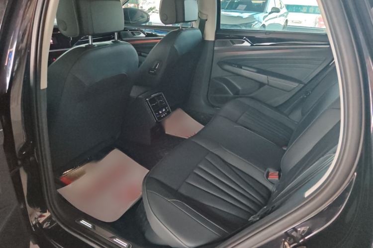Used Volkswagen Passat 2025 Outstanding Model 380TSI Starry Dragon Glorious Edition Interior 2