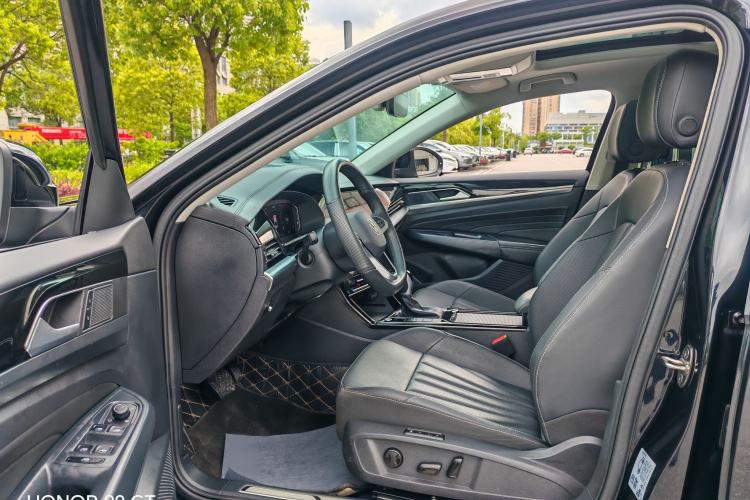 Used Volkswagen Passat 2025 Outstanding Model 380TSI Dragon Glory Edition Interior 4