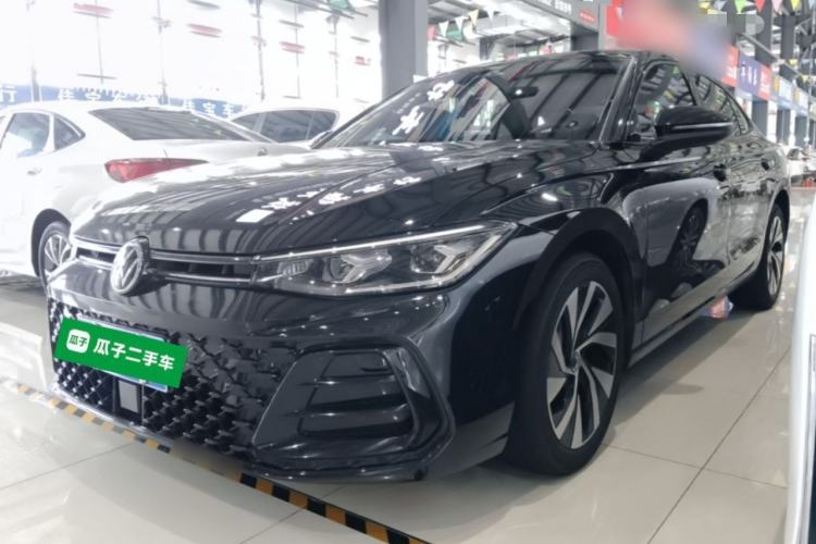 Used Volkswagen Passat 2025 Pro 380TSI Starry Dragon Edition Guazi used car, China used car export, Used car for sale, Used  cars, Cheapest cars for sale