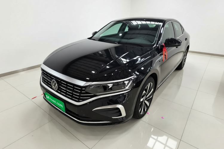 Used Volkswagen Passat 2025 Premium Version 380TSI Dragon Edition Guazi used car, China used car export, Used car for sale, Used  cars, Cheapest cars for sale