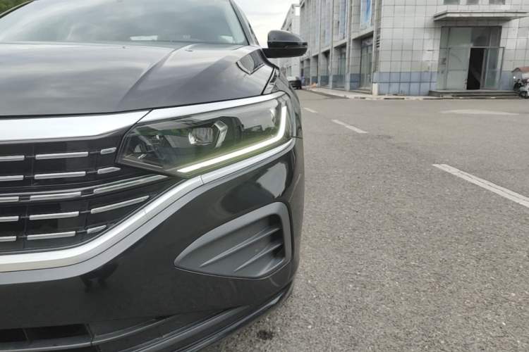 Used Volkswagen Passat 2025 Outstanding Model 280TSI Business Edition Left Front Headlight