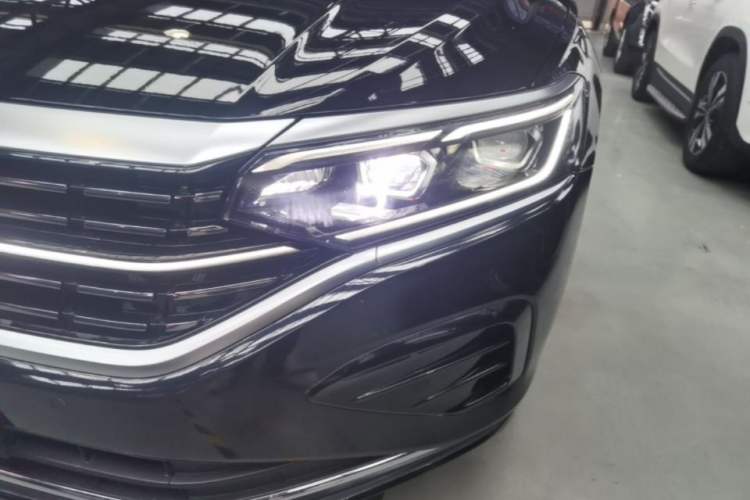 Used Volkswagen Passat 2025 Outstanding Model 380TSI Dragon Glory Edition Left Front Headlight