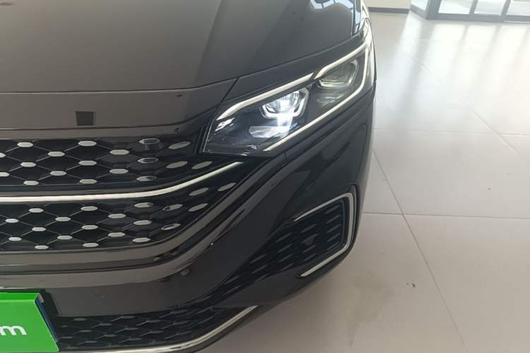 Used Volkswagen Passat 2025 Outstanding Model 380TSI Starry Dragon Glorious Edition Left Front Headlight